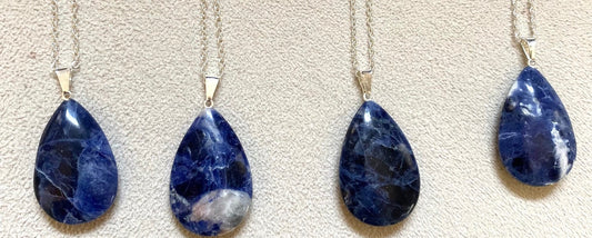 Unlocking the Power of Sodalite: A Stone of Wisdom, Clarity, and Communication