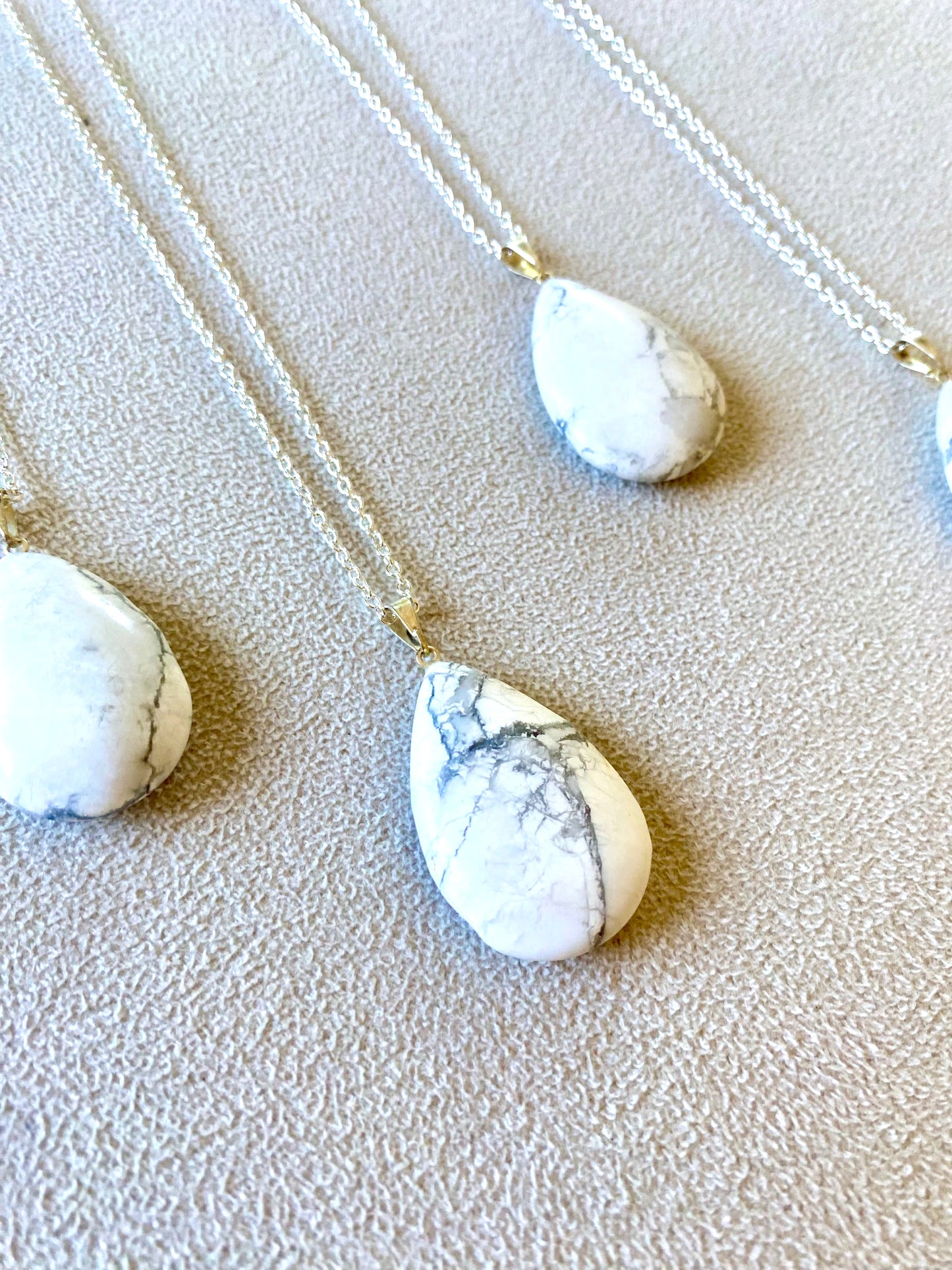 Howlite Pendant Necklace (Calming, Centered, Grounded)